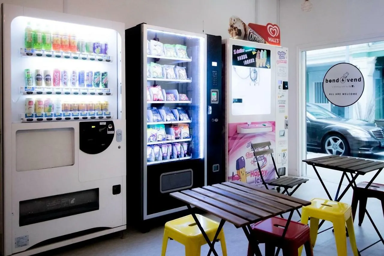 Bond Boutique Capsule Hotel @ Bugis Singapur 2*,  Singapur